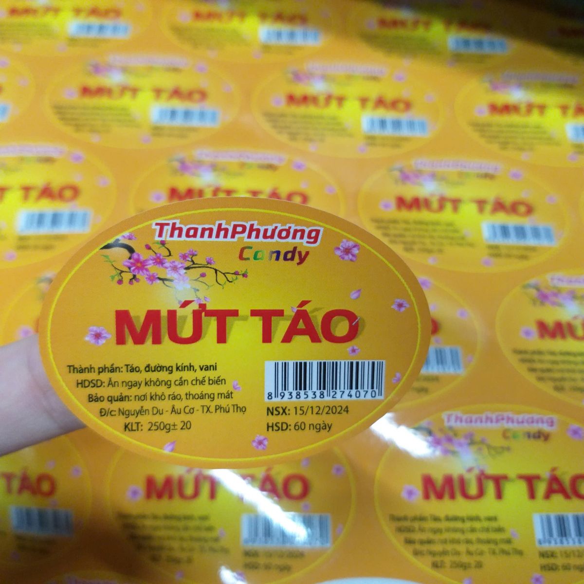 In tem nhãn mứt táo